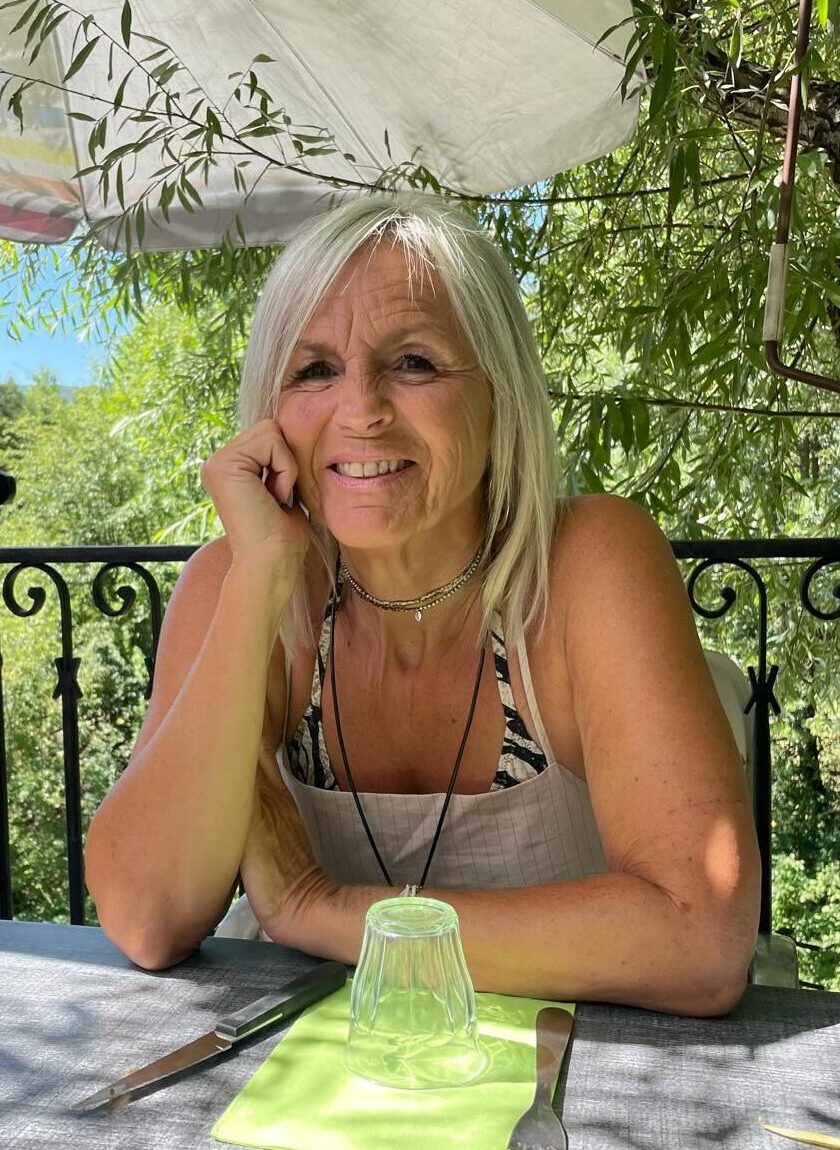 Dominique Bugnon - Hypnose Eriksonienne & Massothérapeute